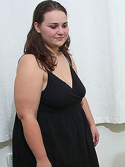 Masseuse is horny for cock in fat pussy